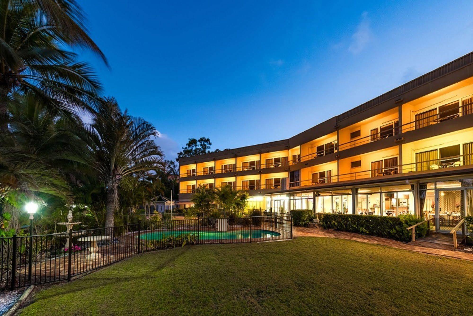 Camelot Motel Gladstone Exterior photo